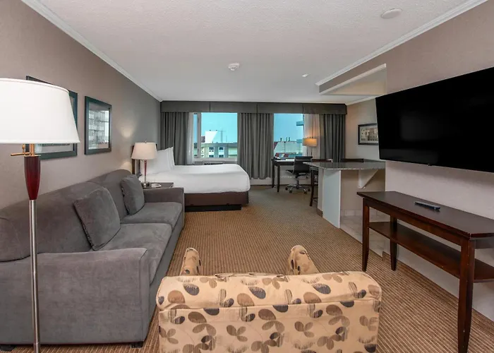 Campus Tower Suite Hotel